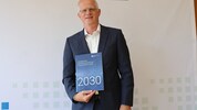 Max Kloger, Präsident der Tiroler Industriellenvereinigung, stößt sauer auf, dass die Betriebe ...
