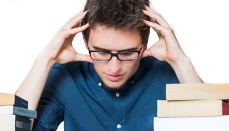 Männer und Menschen mit hohem formalen Bildungsgrad bleiben tendenziell länger Single als andere ...