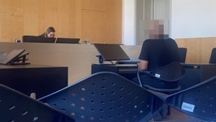 Der Angeklagte leidet an Depressionen und ist dem Alkohol zugetan.