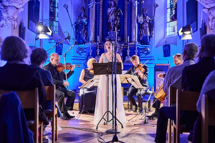 Ob Kirchen, etwa in Anthering, oder Stefan Zweig Zentrum in der Edmundsburg – die ...