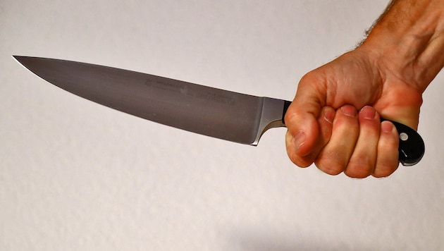 Bei der Auseinandersetzung war ein Messer (Symbolbild) im Spiel.