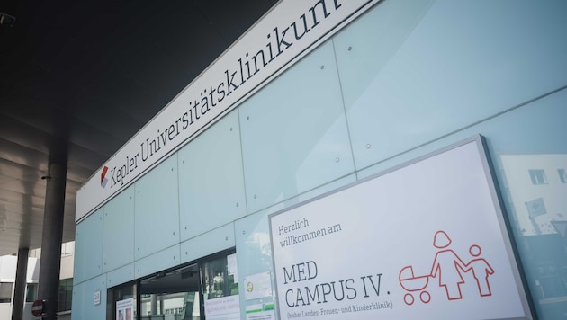 Den ganzen August verbrachte der kleine Bub auf der Intensiv- und auf der Normalstation.