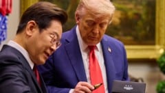 Von links: Der südkoreanische Präsident Lee Jae-myung und US-Präsident Donald Trump