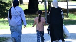 Integration und Extremismus wurde heute im Gemeinde- rat diskutiert, von einer ...