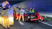 Das komplett demolierte Auto.