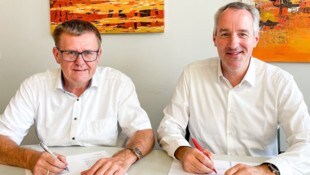 Josef Fraundorfer, Geschäftsführung der Saatbau Linz (links) und Christian Gaisböck, ...
