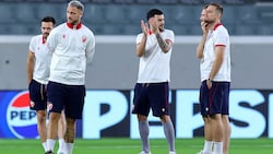Marko Arnautovic (2. von li.) scheitert mit Roter Stern Belgrad im Champions-League-Play-off.