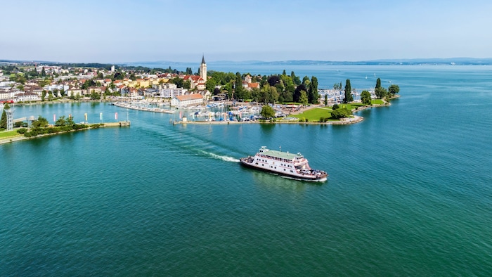 Der Hafen Romanshorn am Bodensee – das Seebad, wo das Unglück passierte, ist nur wenige ...
