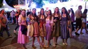 Tag und Nacht Tracht: Auch junge Menschen tragen und lieben die Tracht wieder.