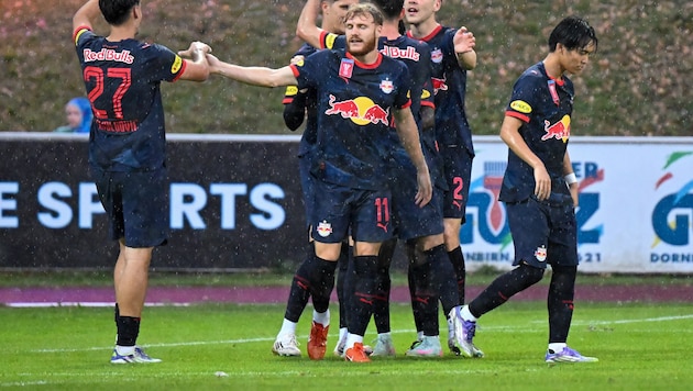 Die Bullen mühten sich lange in Dornbirn, setzten sich am Ende aber mit 3:1 durch.