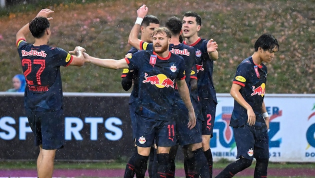 Die Bullen mühten sich lange in Dornbirn, setzten sich am Ende aber mit 3:1 durch.