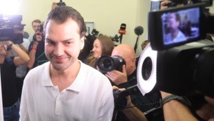 Jimi Blue Ochsenknecht bekommt seinen Pass, seine Schwester die Kaution, zurück.