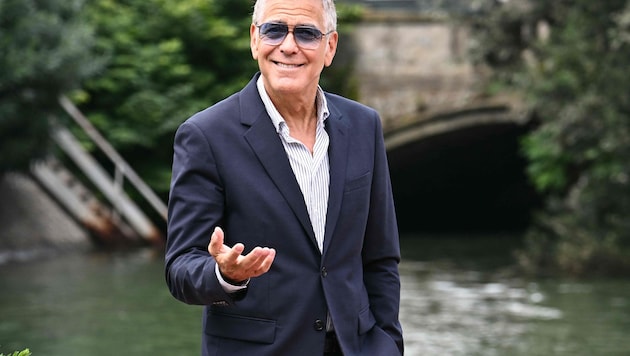 Vorerst zeigte sich George Clooney am Mittwoch noch gut gelaunt in Venedig, später sagte der ...