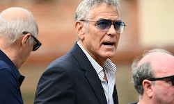 George Clooney war nach Venedig gekommen, um seinen Film „Jay Kelly“ vorzustellen. Beim großen ...