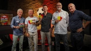 Andreas Heidenreich (Kurier-Sport, Bildmitte) und Hans-Peter Trost diskutieren mit Moderator ...
