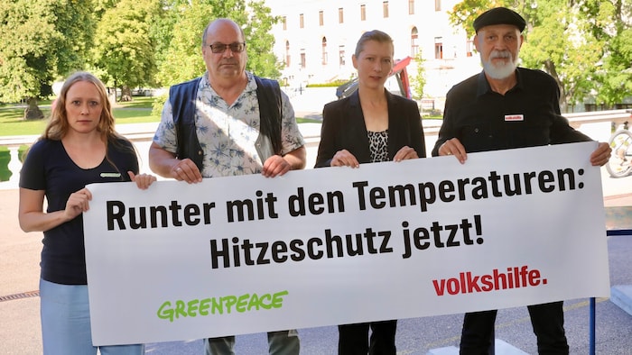 Jasmin Duregger (Greenpeace), Herbert Formayer (BOKU), Daniela Haluza (MedUni) und Erich ...
