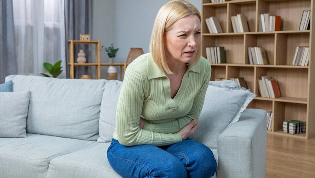 Auch mit über 55 Jahren kann es noch zu Menstruationsblutungen kommen.