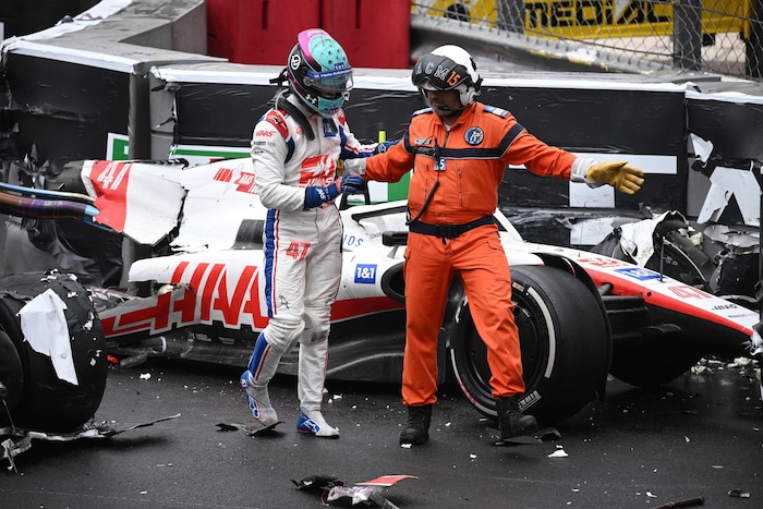 Mick Schumacher ist auch ob einiger böser Unfälle bei seinem Team Haas in die Kritik geraten ...