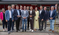 Abgeordnete, Bürgermeister und Vertreter aus Wirtschaft und Tourismus schließen sich für die ...