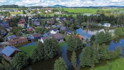 Seekirchen wartet schon lange auf einen Hochwasserschutz. Erst im vergangenen September standen ...