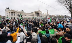 Ereignisse in der islamischen Welt spiegeln sich in Echtzeit auch auf heimischen Straßen wider.