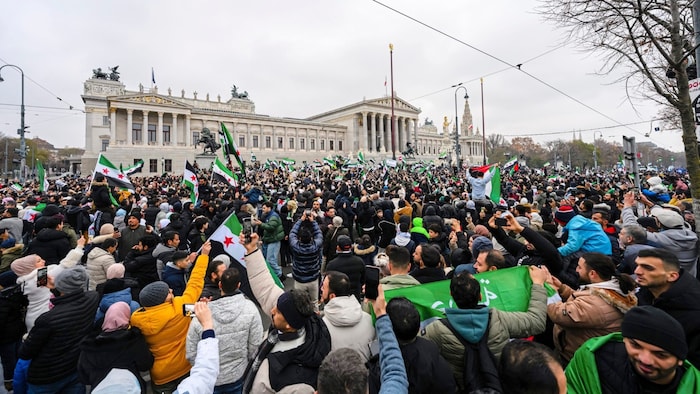 Ereignisse in der islamischen Welt spiegeln sich in Echtzeit auch auf heimischen Straßen wider.