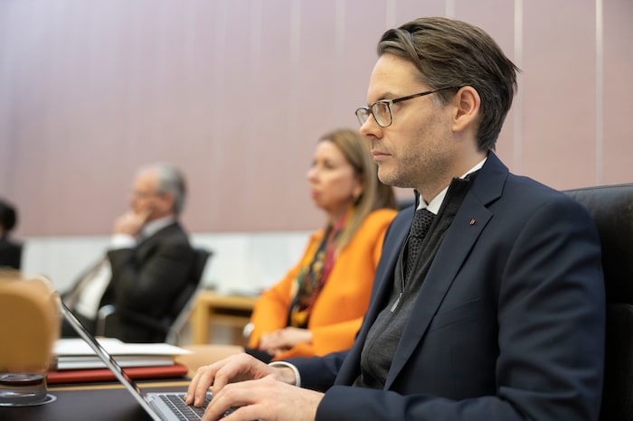 Keine Freude dürfte Landesamtsdirektor Philipp Abbrederis haben, wenn die SPÖ-Anfrage demnächst ...