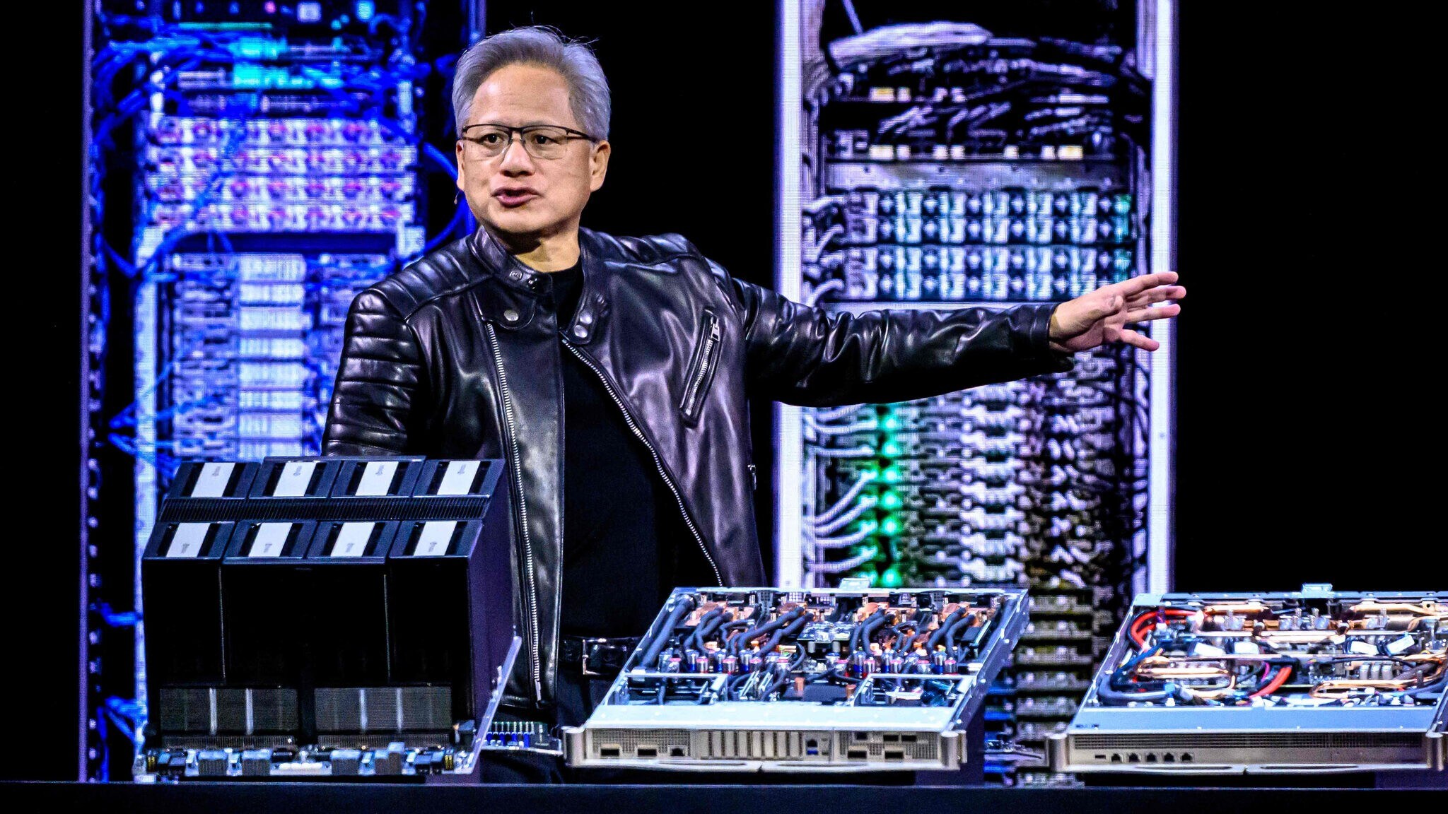 CEO wirbt um Trump - Nvidia in zähen Gesprächen über KI-Chip-Verkauf ...