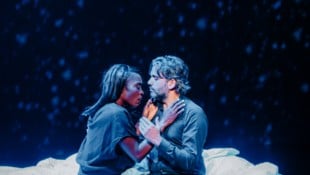 Liebe unter Sternen: Jeanine De Bique (Télaïre) und Reinoud van Mechelen (Castor).