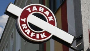 In mehreren Trafiken soll das Duo zugeschlagen haben.