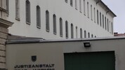 In der Justizanstalt Graz-Jakomini sitzen fast 500 Häftlinge. Einige davon könnten nun für eine ...