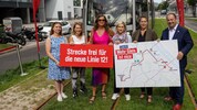 Im Bild von links nach rechts: Gemeinderätin Angelika Pipal-Leixner (Neos), Wiener Linien-Chefin ...