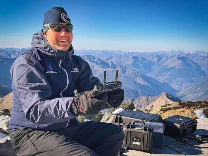 Robert Delleske ist der Drohnen-Operator bei Georesearch.