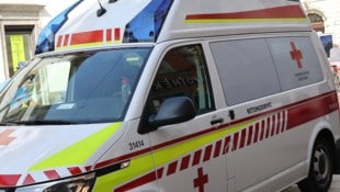 Die Verletzte wurde mit der Rettung ins Spital gebracht.