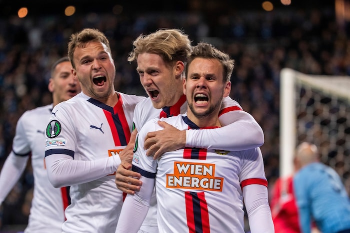Der Göfner Noah Bischof will auch in Zukunft bei Rapid jubeln.