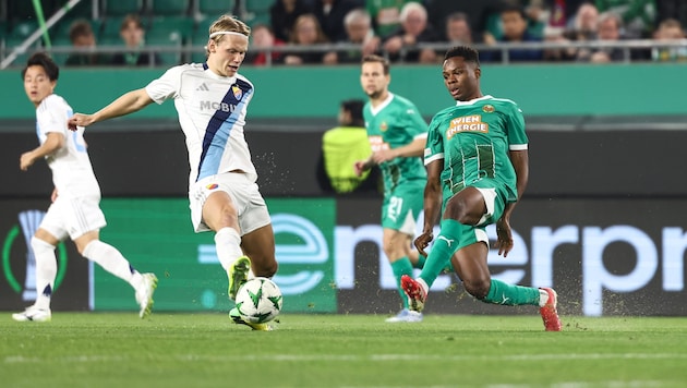 Der SK Rapid verhandelt mit Tobias Gulliksen (l.)