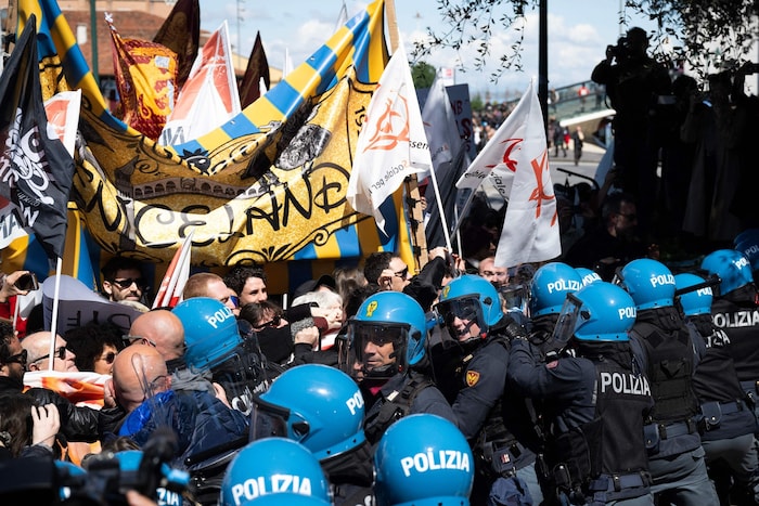 Zunehmend gehen die Venezianer auf die Straße, um ihrem Unmut Luft zu machen.