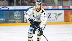 Das haben sich Paul Schmid und die Zeller Eisbären Freitagabend in Ljubljana auch anders ...