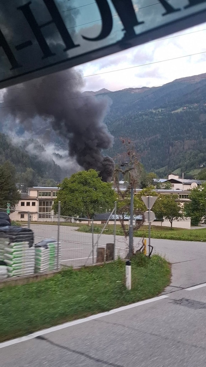 Die Rauchsäule war kilometerweit zu sehen