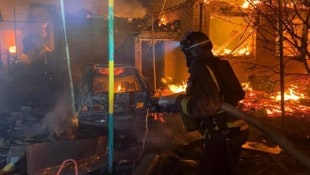 In der Nacht auf Samstag hat das russische Militär wieder zahlreiche Luftangriffe durchgeführt.