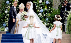 Prinzessin Marie Caroline von und zu Liechtenstein strahlte vor dem Gang zum Altar.
