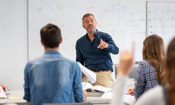 Zum Lehrerberuf gehört viel mehr als die Vermittlung von Wissen, er erfordert Engagement.