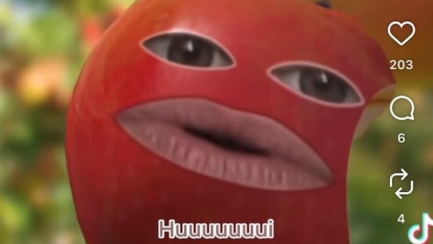 Maurer inszeniert sich selbst als Apfel.