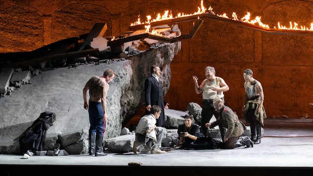 Bildgewaltig: Das eindrucksvolle Musikdrama „Drei Schwestern“ von Peter Eötvös.