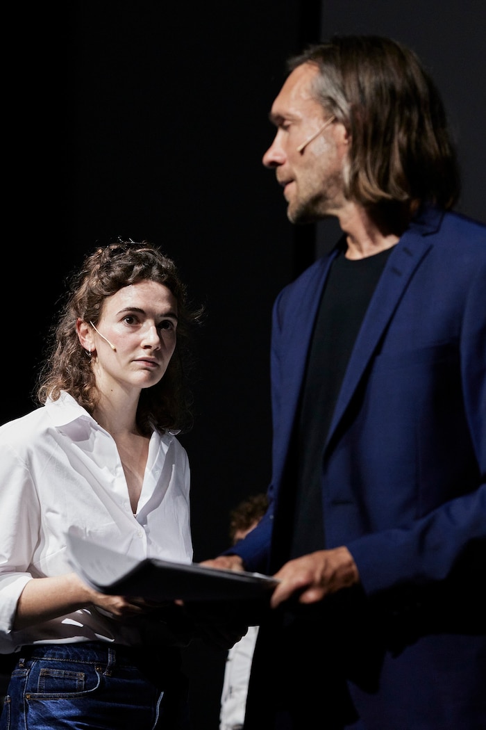 Christoph Luser, der Teufel bzw. der Gute Gesell im „Jedermann“, glänzte bei der Lesung „Land of ...