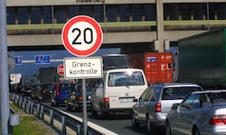 Das markante Grenzgebäude am Walserberg in Salzburg ist seit 2003 Geschichte.
