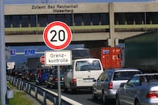 Das markante Grenzgebäude am Walserberg in Salzburg ist seit 2003 Geschichte.