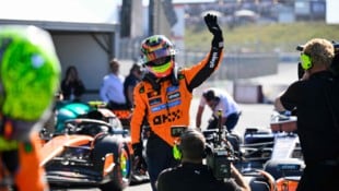 Oscar Piastri startet von der Poleposition ins Rennen.