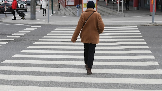 Immer wieder kommt es zu Verkehrsunfällen mit Fußgängern, die tragisch enden.