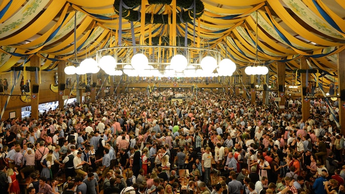 Oktoberfest im Bräurosl Festzelt (Archivaufnahme)
